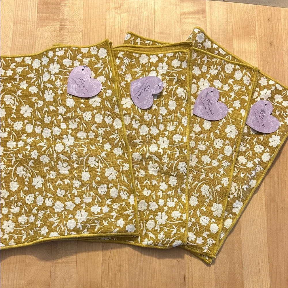 Blanc Mariclo’ Mustard/White Floral Pattern Placemats x4